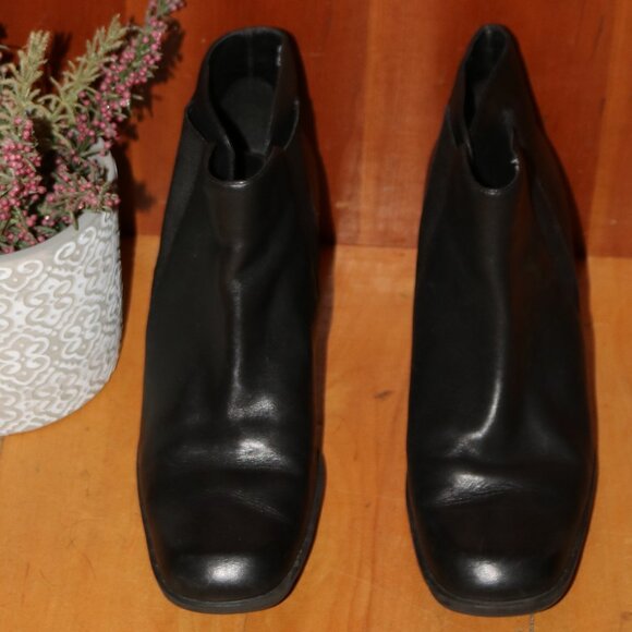 Aerosoles Black Leather Square Toe Comfort Flexible Sole Ankle Booties Sz 8.5 - Picture 2 of 8